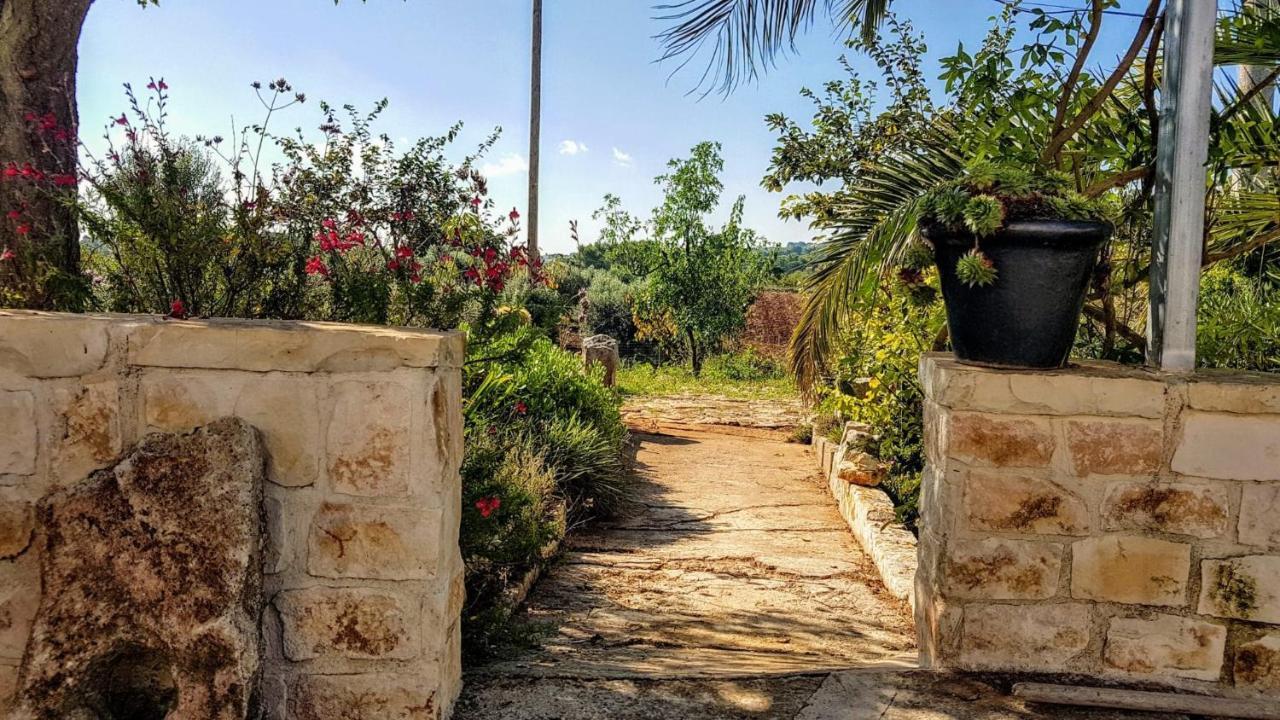 Trullo Bianco Ostuni Villa Exterior photo